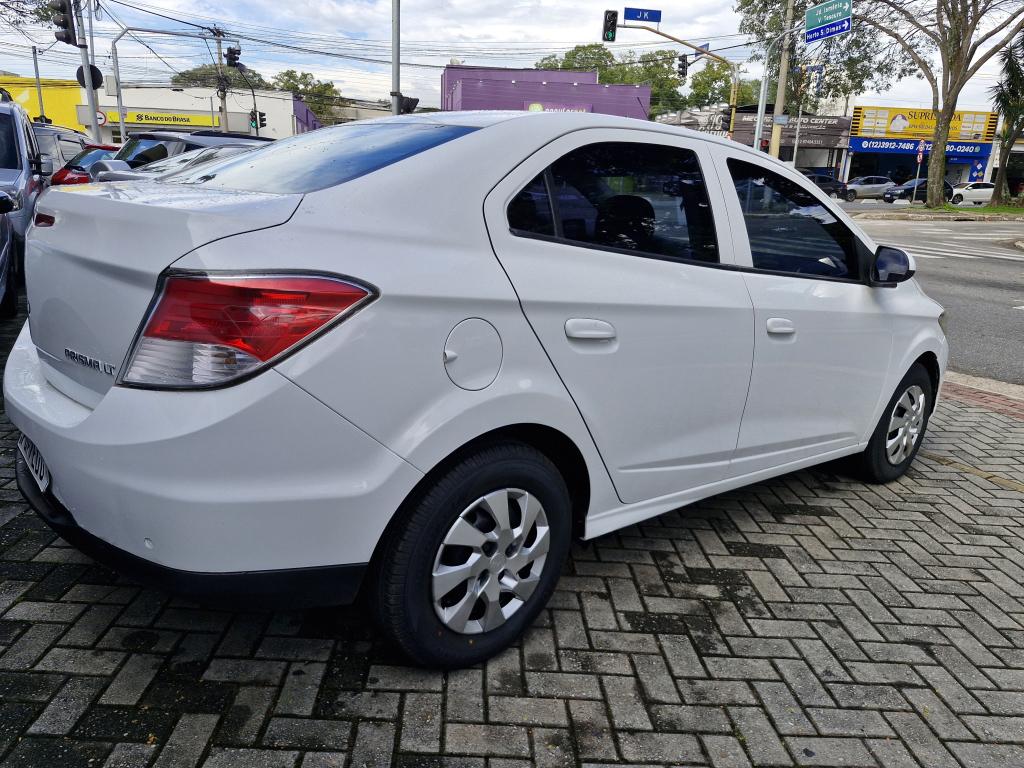 CHEVROLET Prisma - Foto