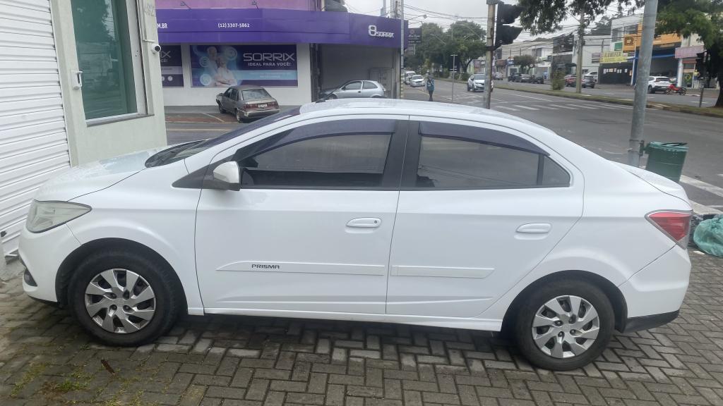 CHEVROLET Prisma - Foto