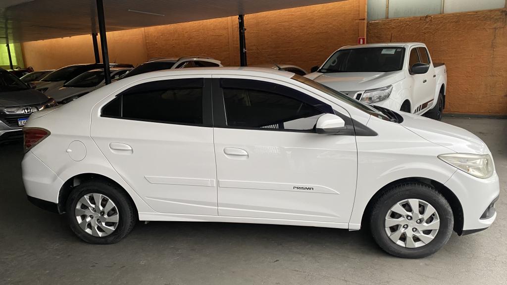 CHEVROLET Prisma - Foto