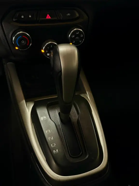 CHEVROLET Prisma - Foto