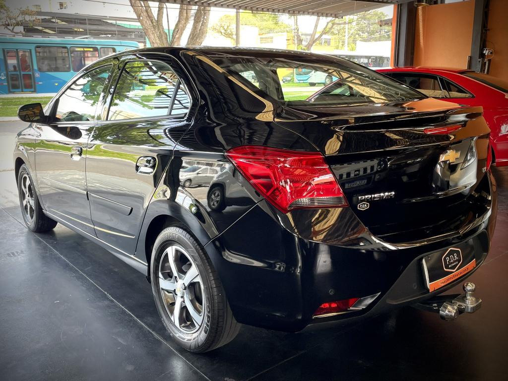 CHEVROLET Prisma - Foto