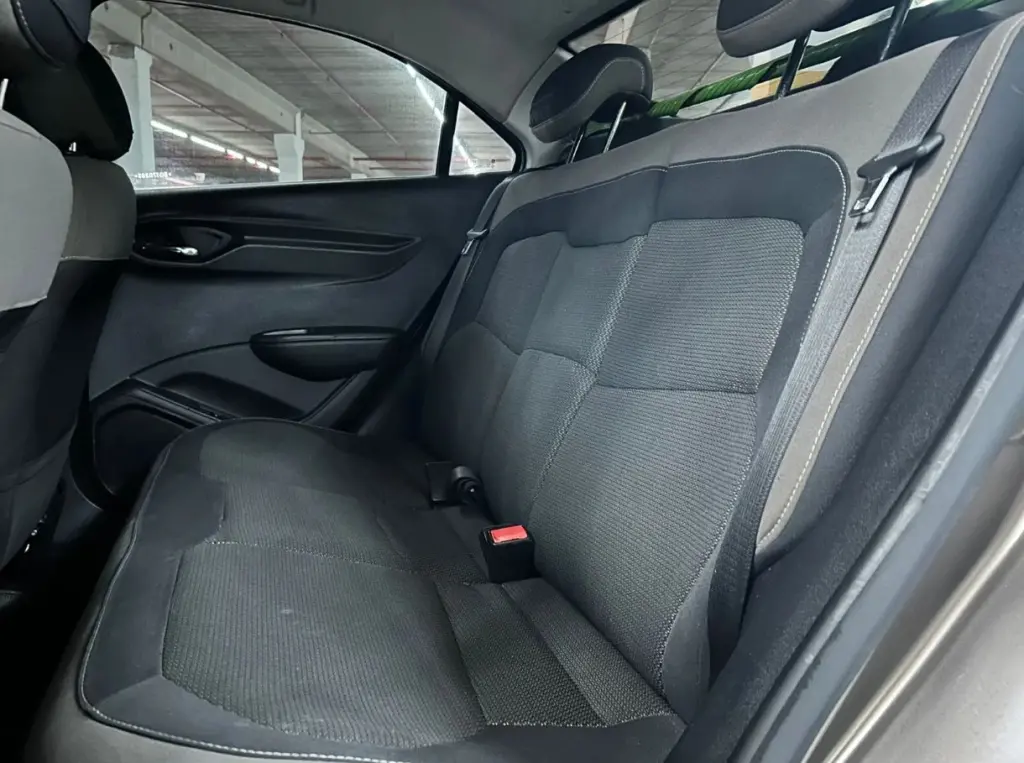 CHEVROLET Prisma - Foto