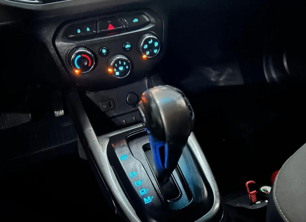 CHEVROLET Prisma - Foto