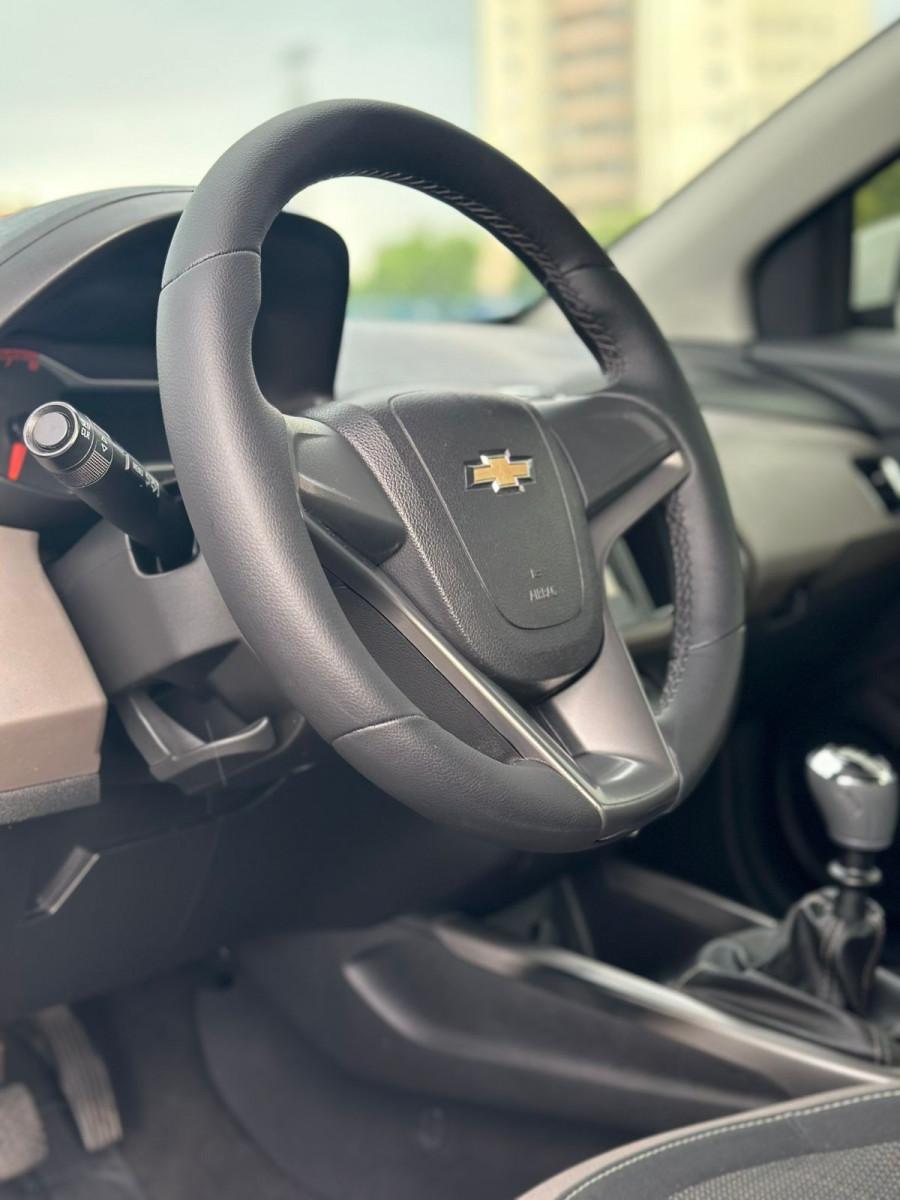 CHEVROLET Prisma - Foto