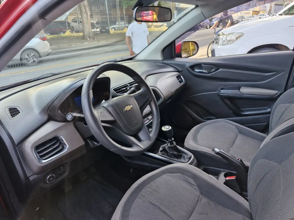 CHEVROLET Prisma - Foto