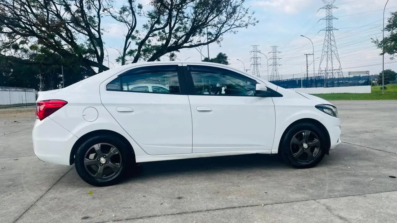 CHEVROLET Prisma - Foto