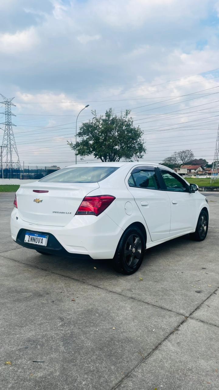 CHEVROLET Prisma - Foto