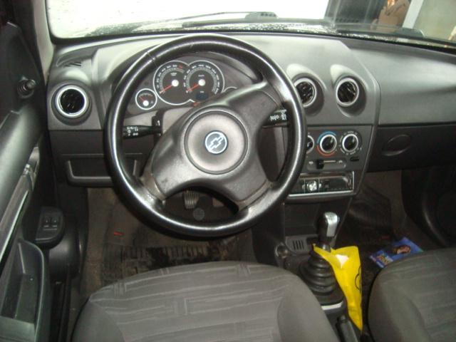 CHEVROLET Prisma - Foto