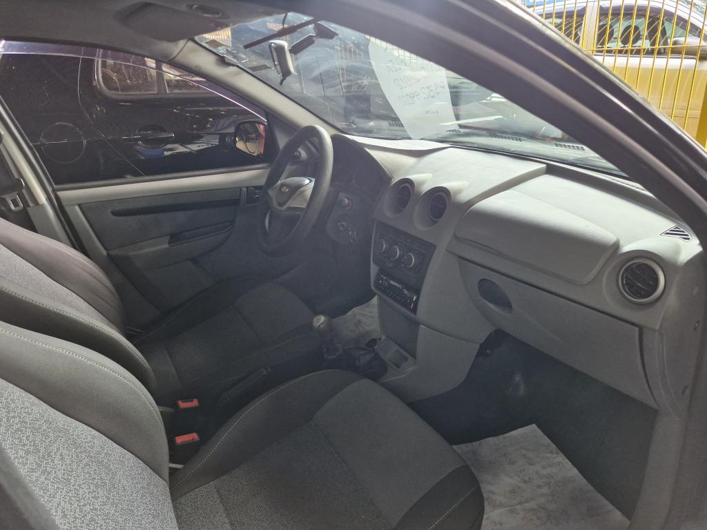CHEVROLET Prisma - Foto