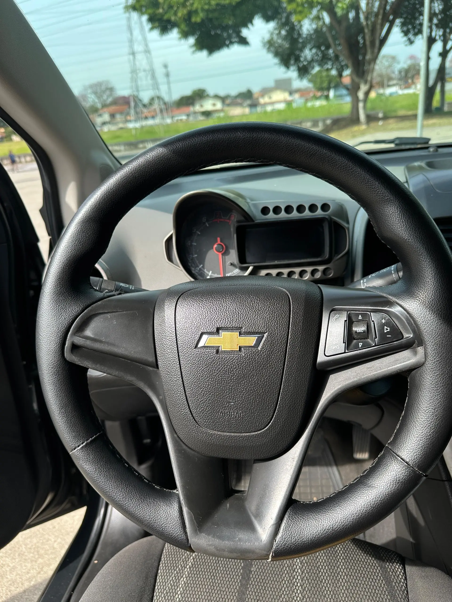 CHEVROLET Sonic Hatch - Foto