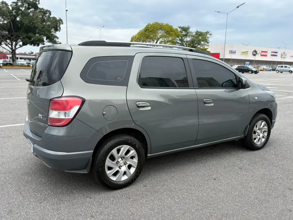 CHEVROLET Spin - Foto