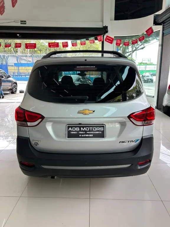 CHEVROLET Spin - Foto