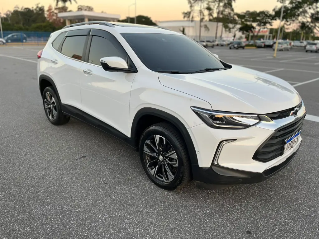 CHEVROLET Tracker - Foto