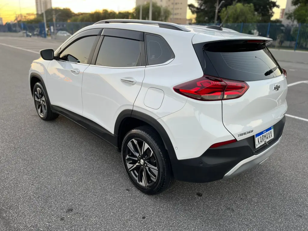 CHEVROLET Tracker - Foto