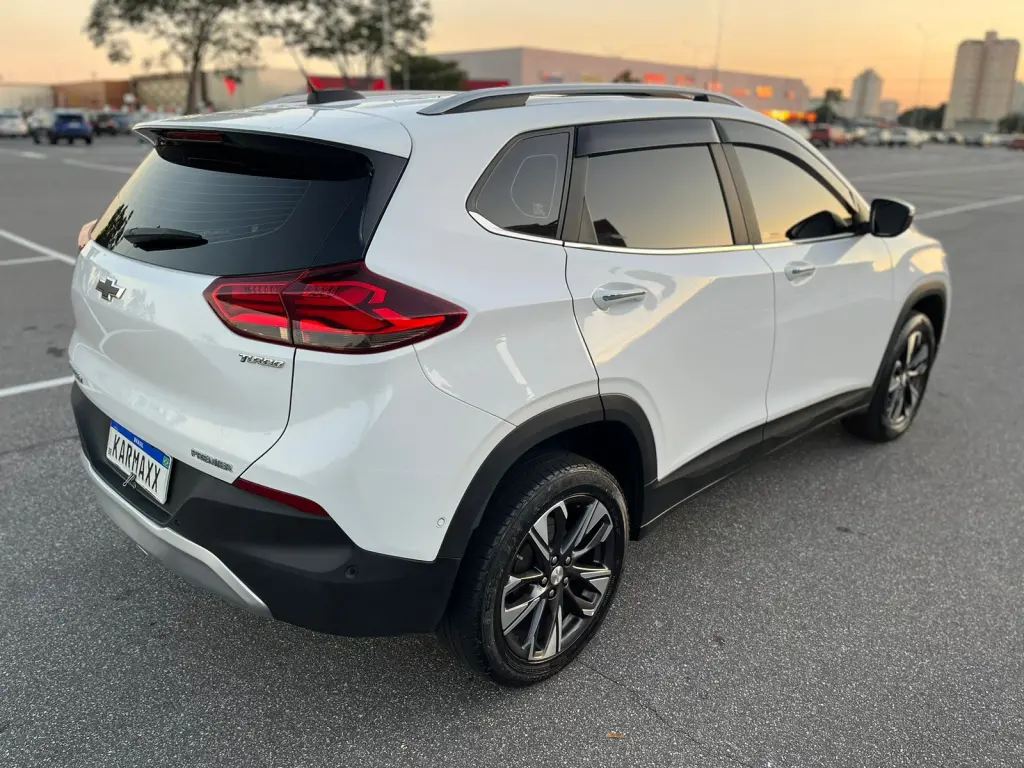 CHEVROLET Tracker - Foto