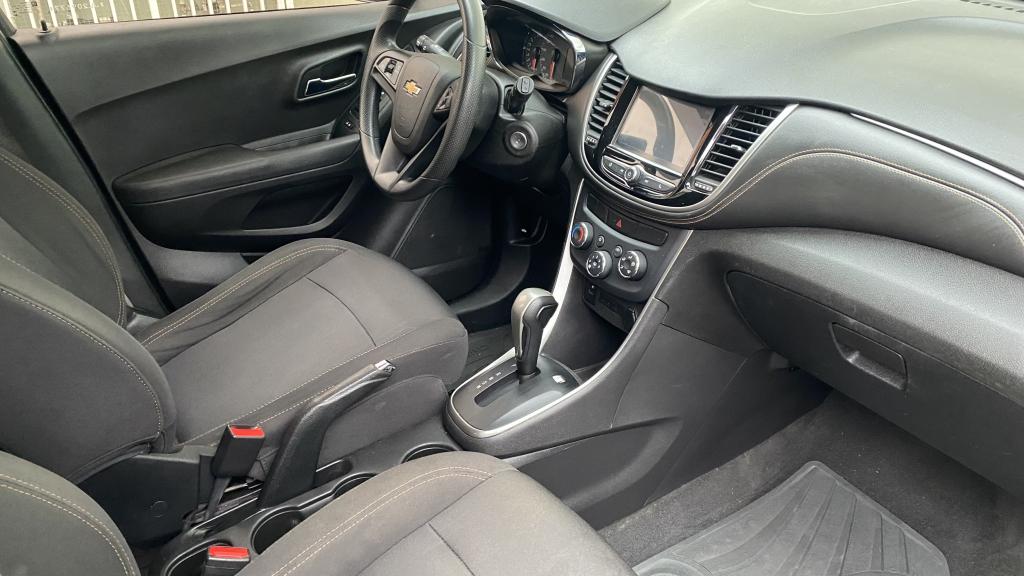 CHEVROLET Tracker - Foto