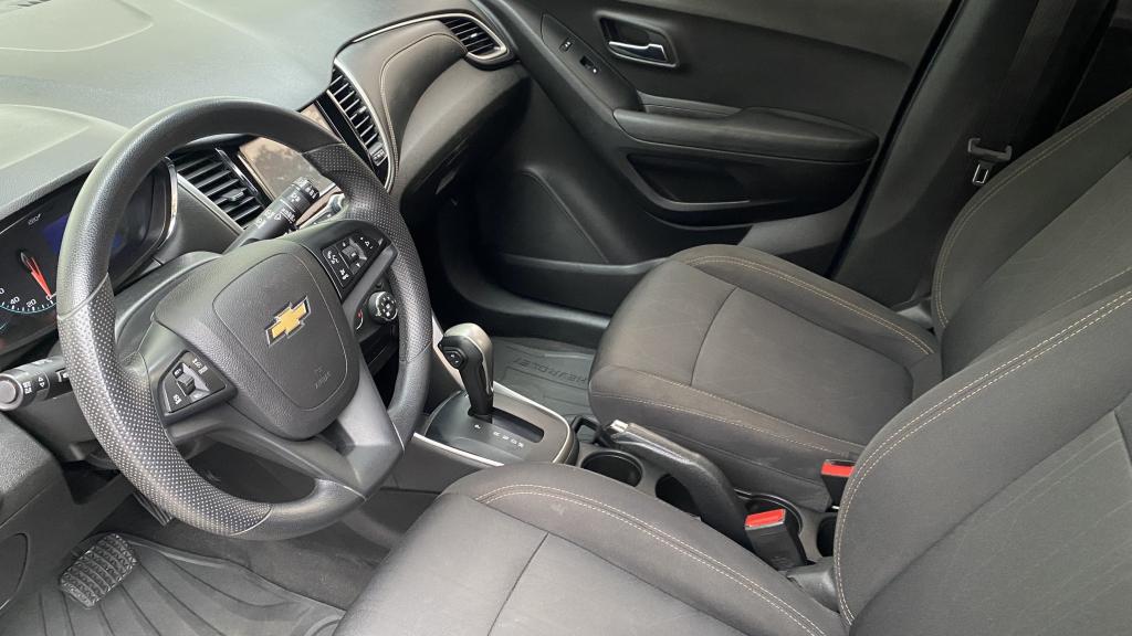 CHEVROLET Tracker - Foto