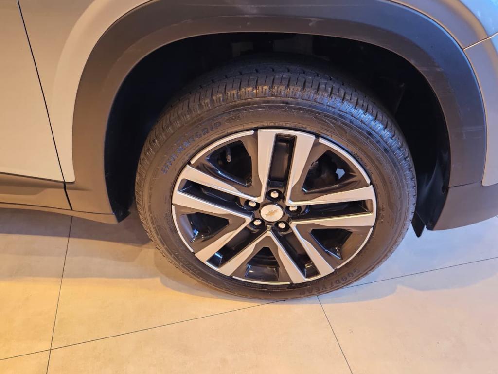 CHEVROLET Tracker - Foto