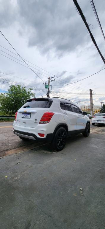 CHEVROLET Tracker - Foto