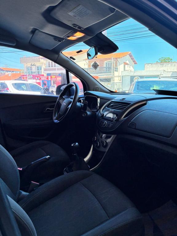 CHEVROLET Tracker - Foto