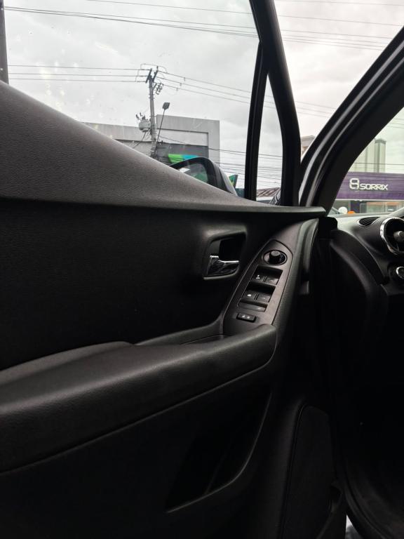 CHEVROLET Tracker - Foto