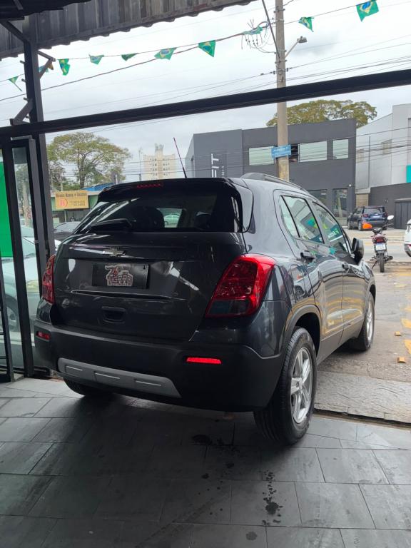 CHEVROLET Tracker - Foto