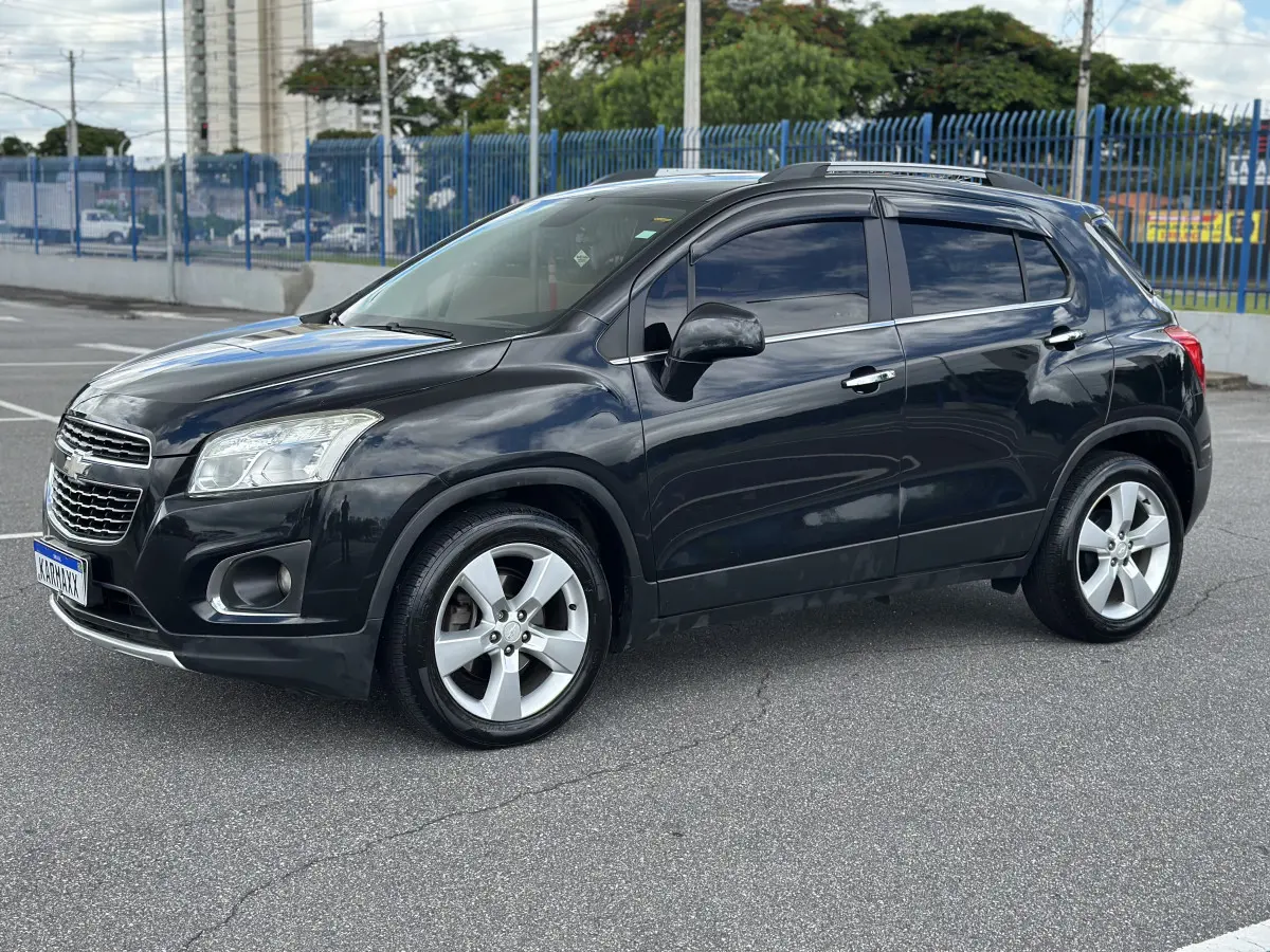 CHEVROLET Tracker