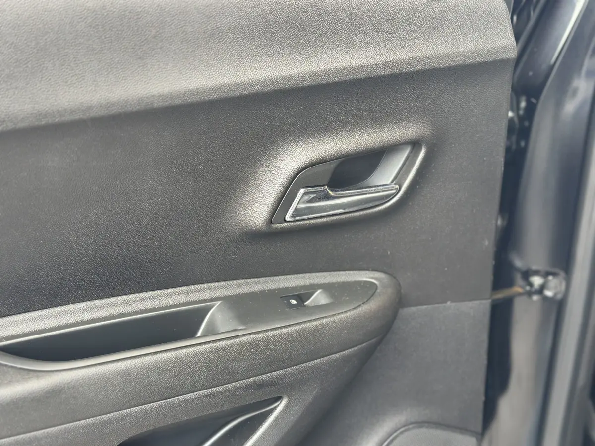 CHEVROLET Tracker - Foto