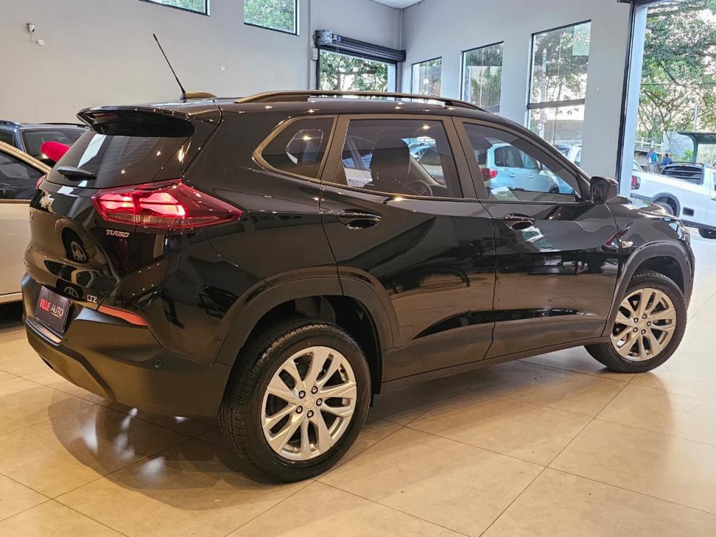 CHEVROLET Tracker - Foto