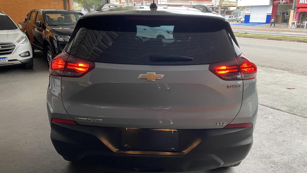 CHEVROLET Tracker - Foto