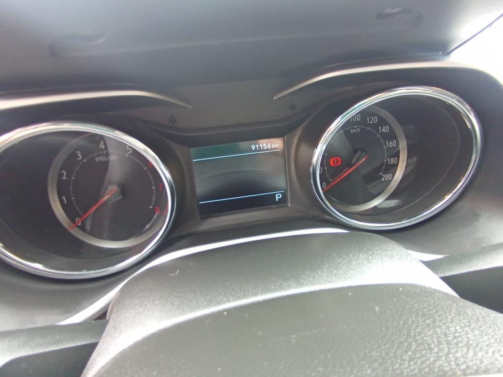 CHEVROLET Tracker - Foto