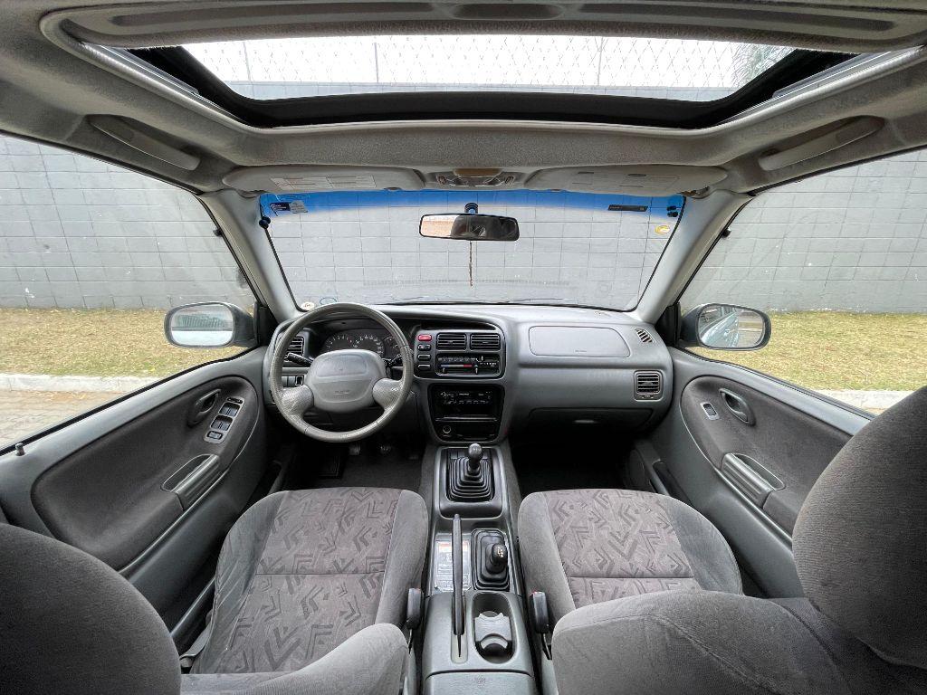 CHEVROLET Tracker - Foto