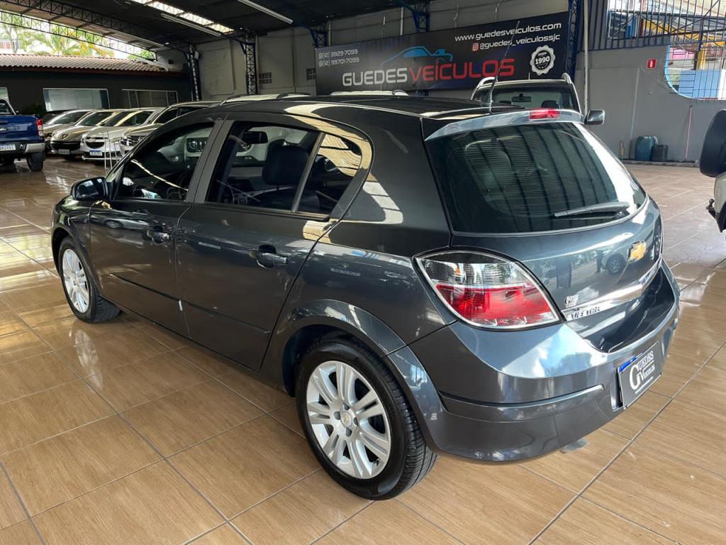 CHEVROLET Vectra Hatch - Foto