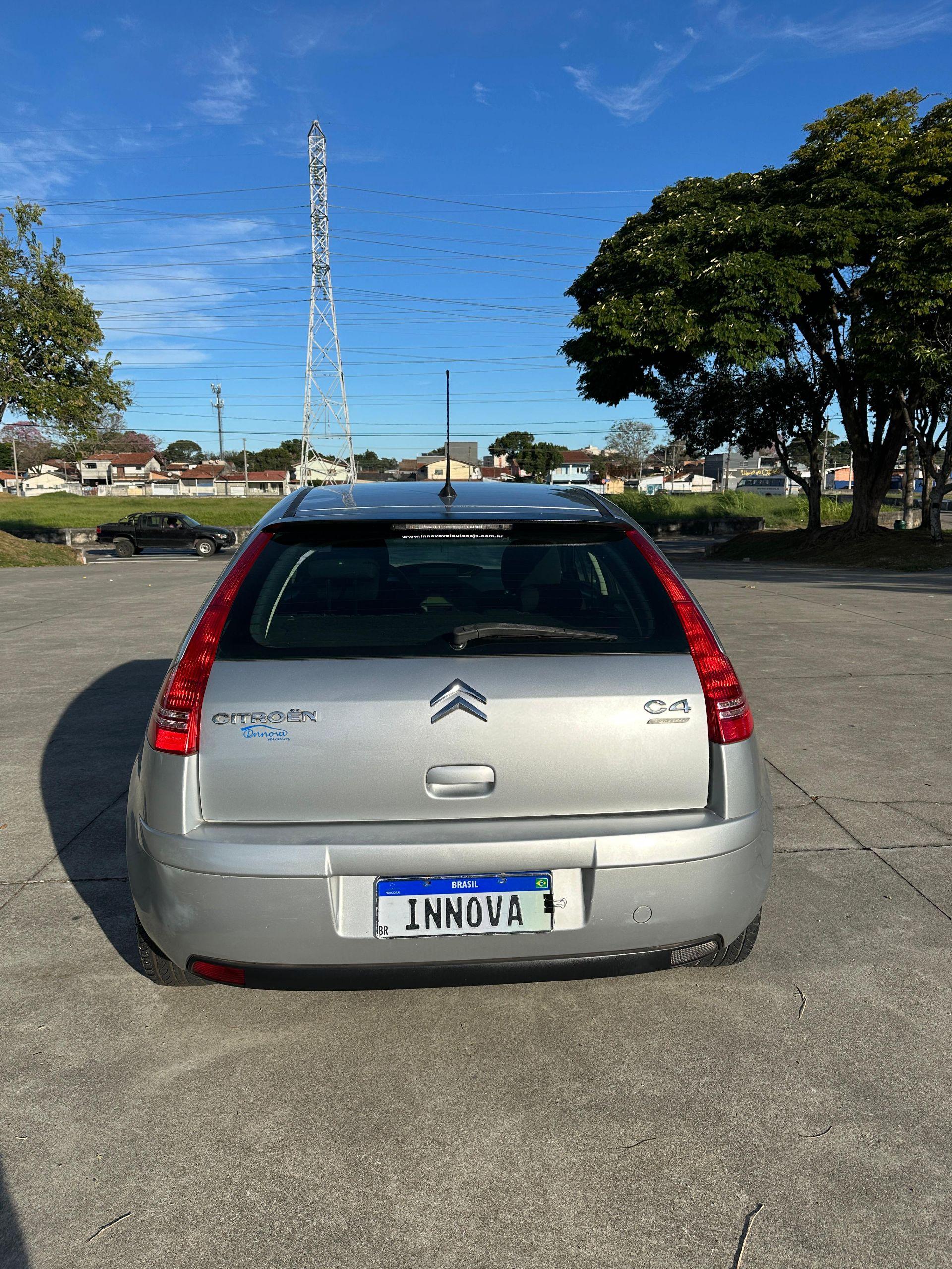 CITROEN C4 Hatch - Miniatura