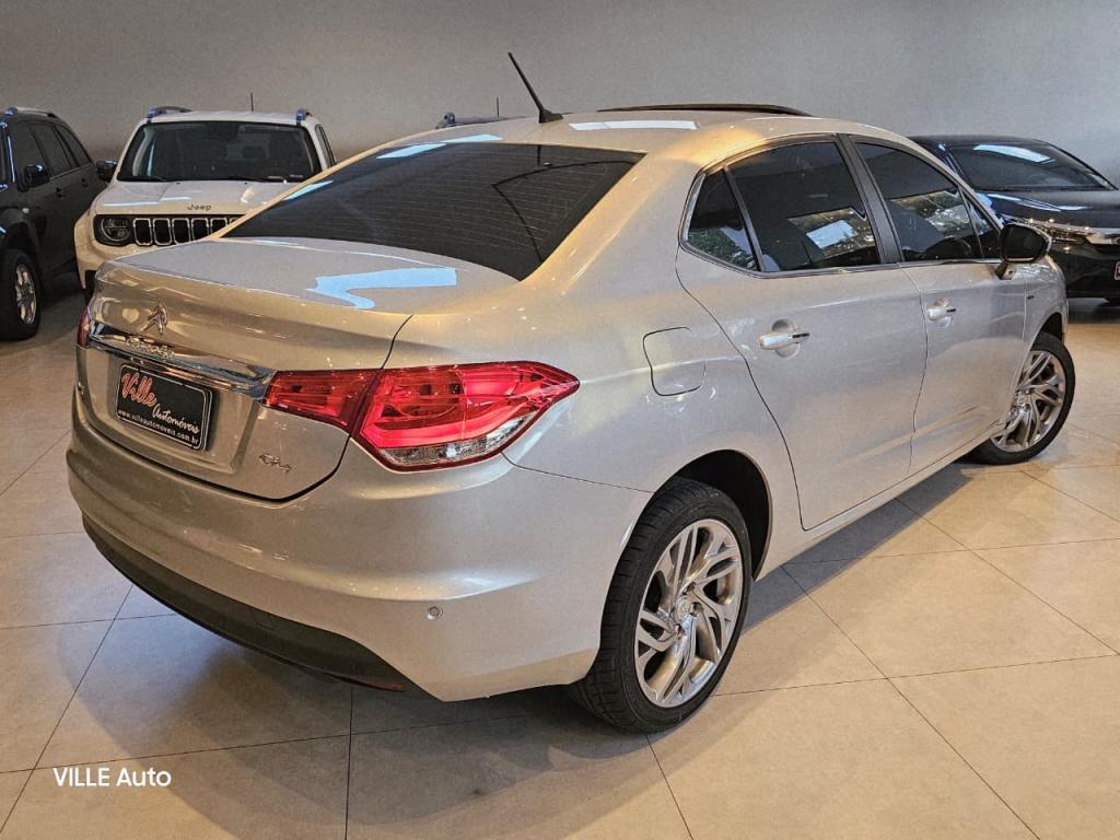 CITROEN C4 Sedan - Foto