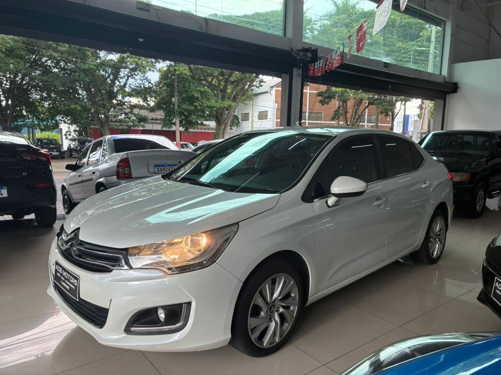 CITROEN C4 Sedan - Foto