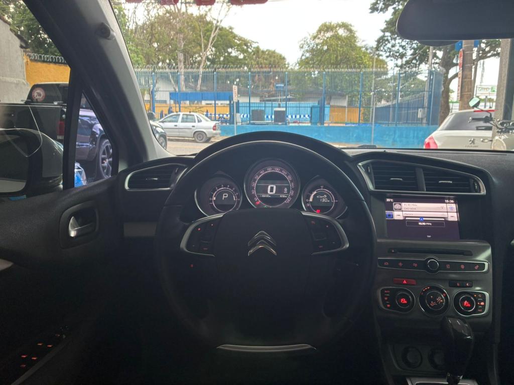 CITROEN C4 Sedan - Foto
