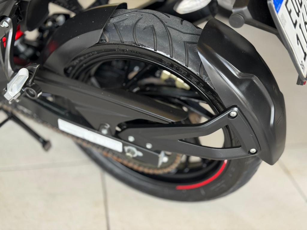 DAFRA Apache RTR 200 - Foto