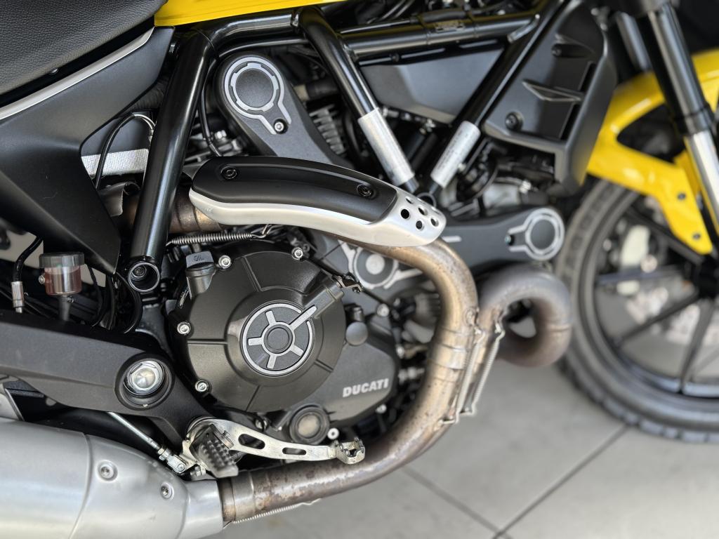 DUCATI Scrambler 800 - Foto