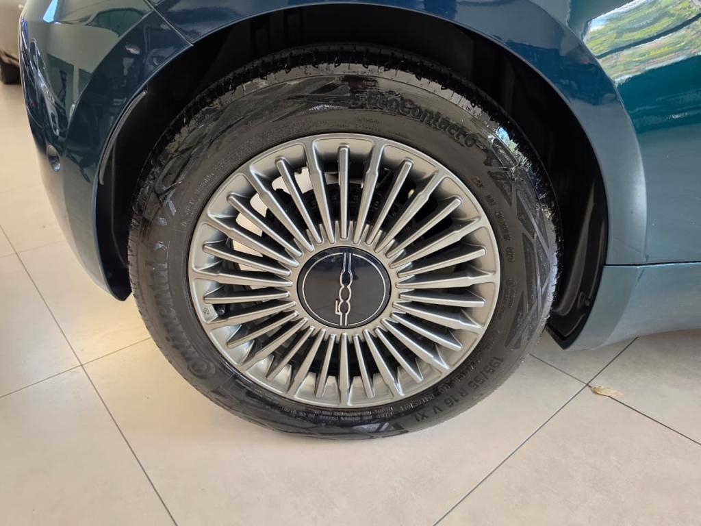 FIAT 500 E - Foto