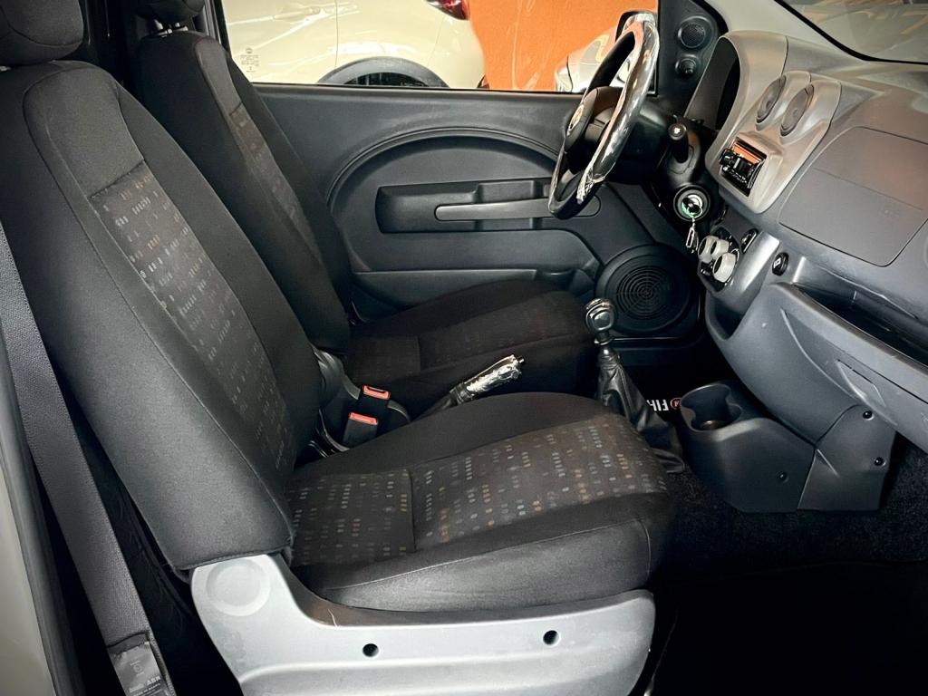 FIAT Fiorino Furgão - Foto