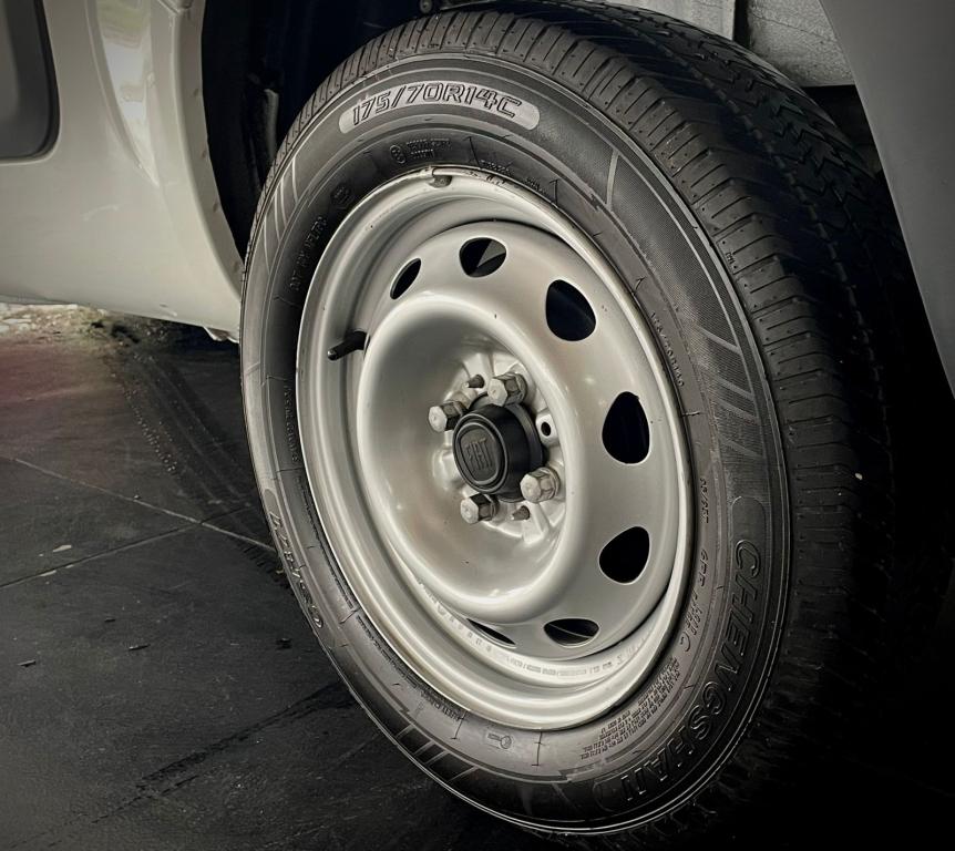 FIAT Fiorino Furgão - Foto