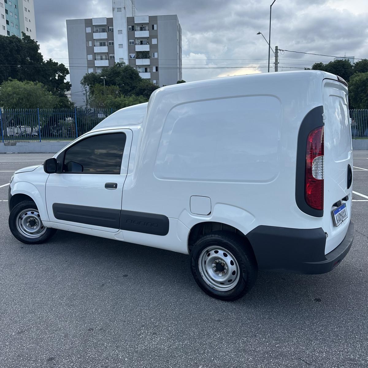 FIAT Fiorino Furgão - Foto