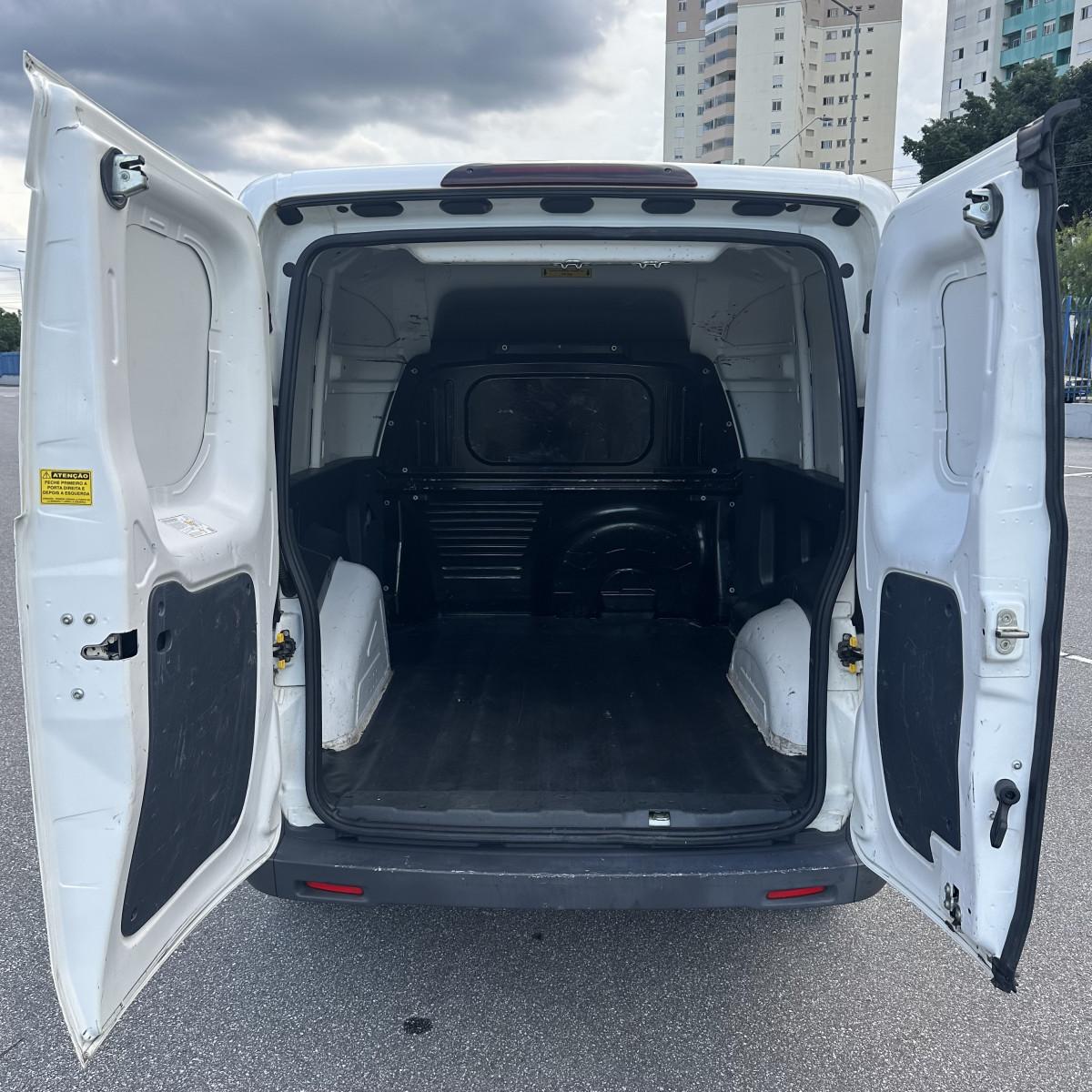 FIAT Fiorino Furgão - Foto