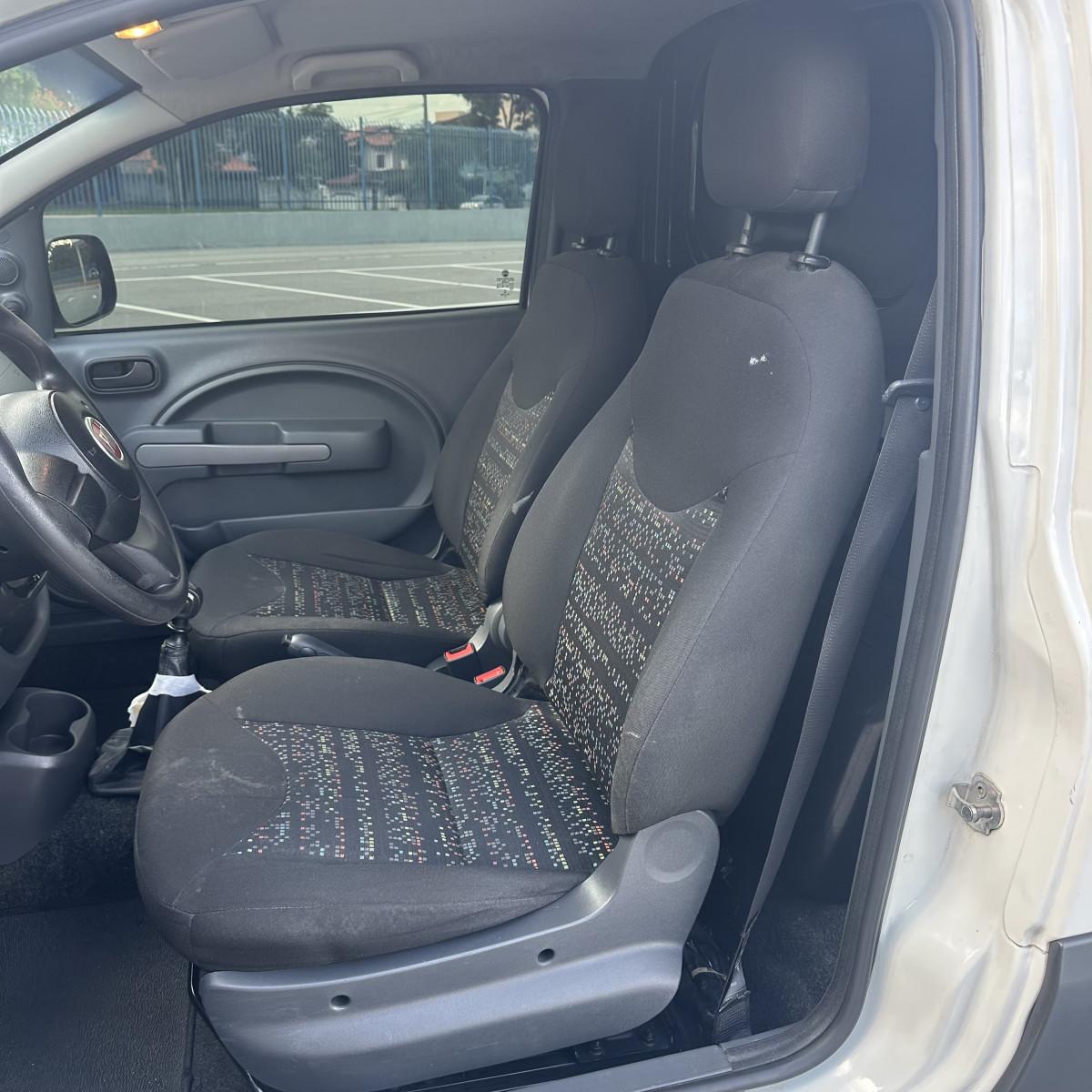 FIAT Fiorino Furgão - Foto