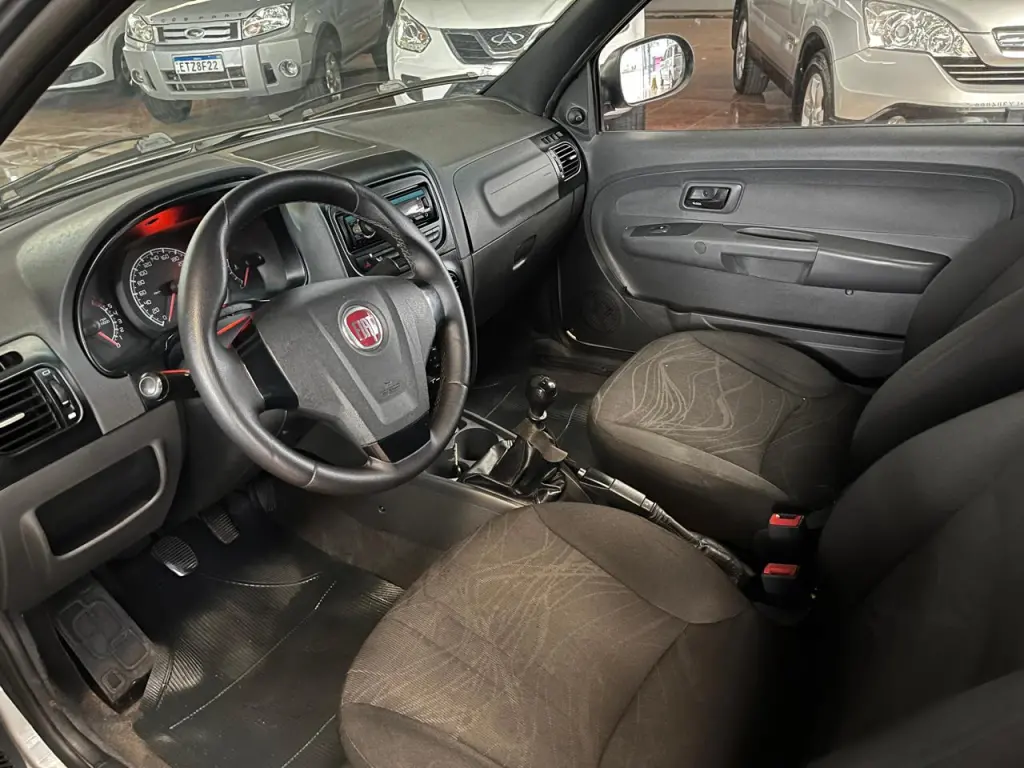 FIAT Strada - Foto