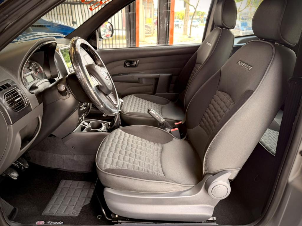 FIAT Strada - Foto