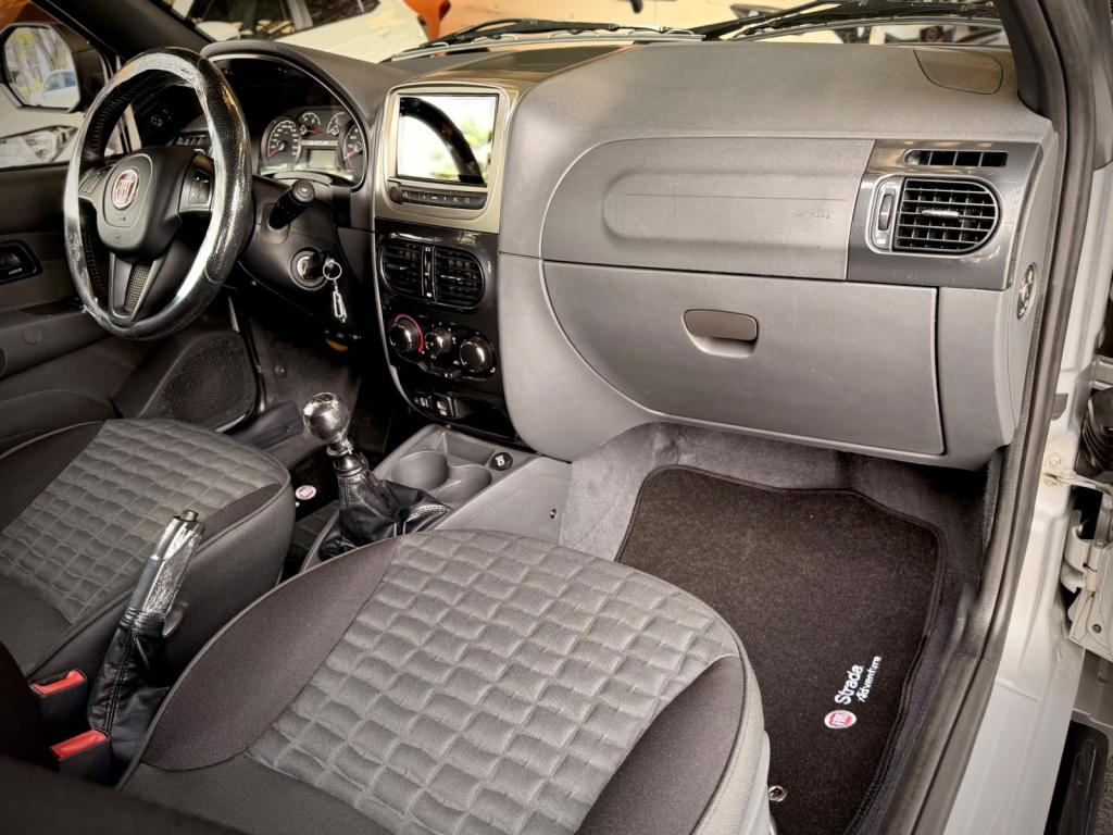 FIAT Strada - Foto