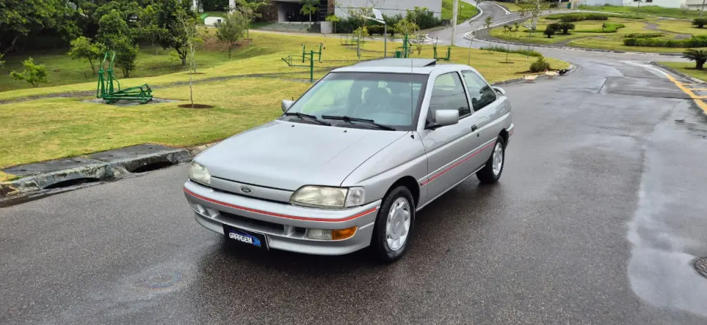 FORD Escort - Foto