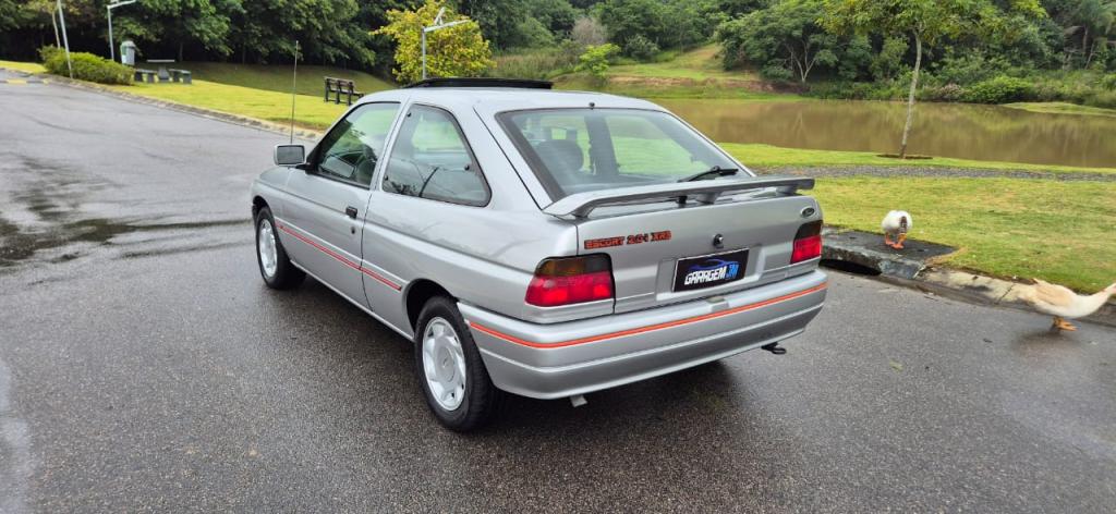 FORD Escort - Foto